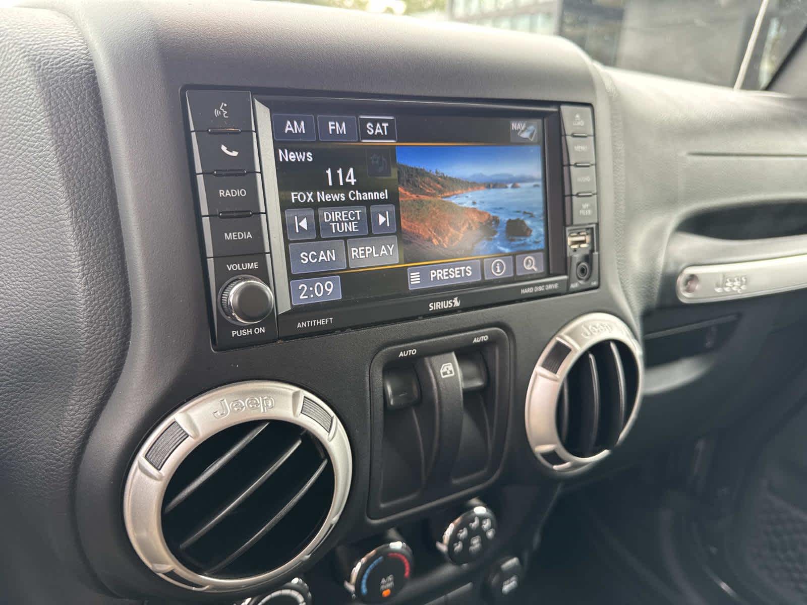 2018 Jeep Wrangler JK Sahara 4x4