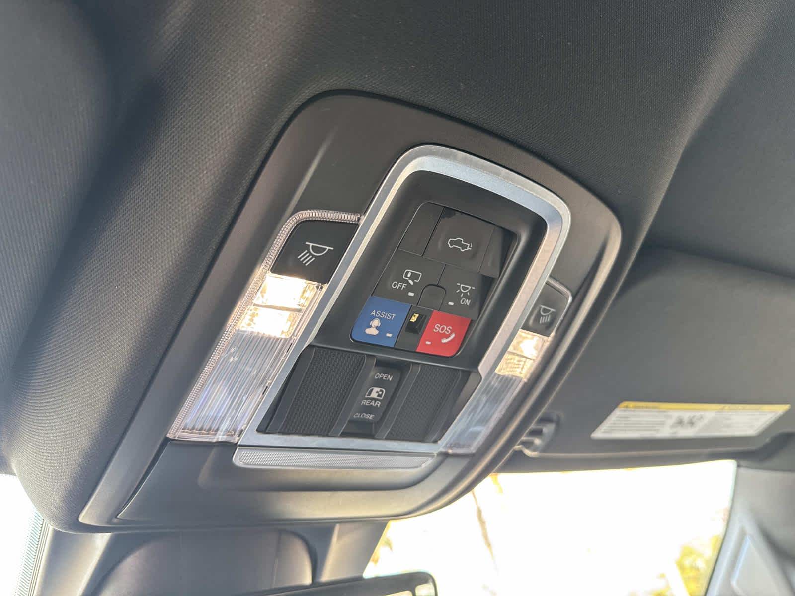 2022 RAM 1500 Laramie 4x2 Crew Cab 57 Box