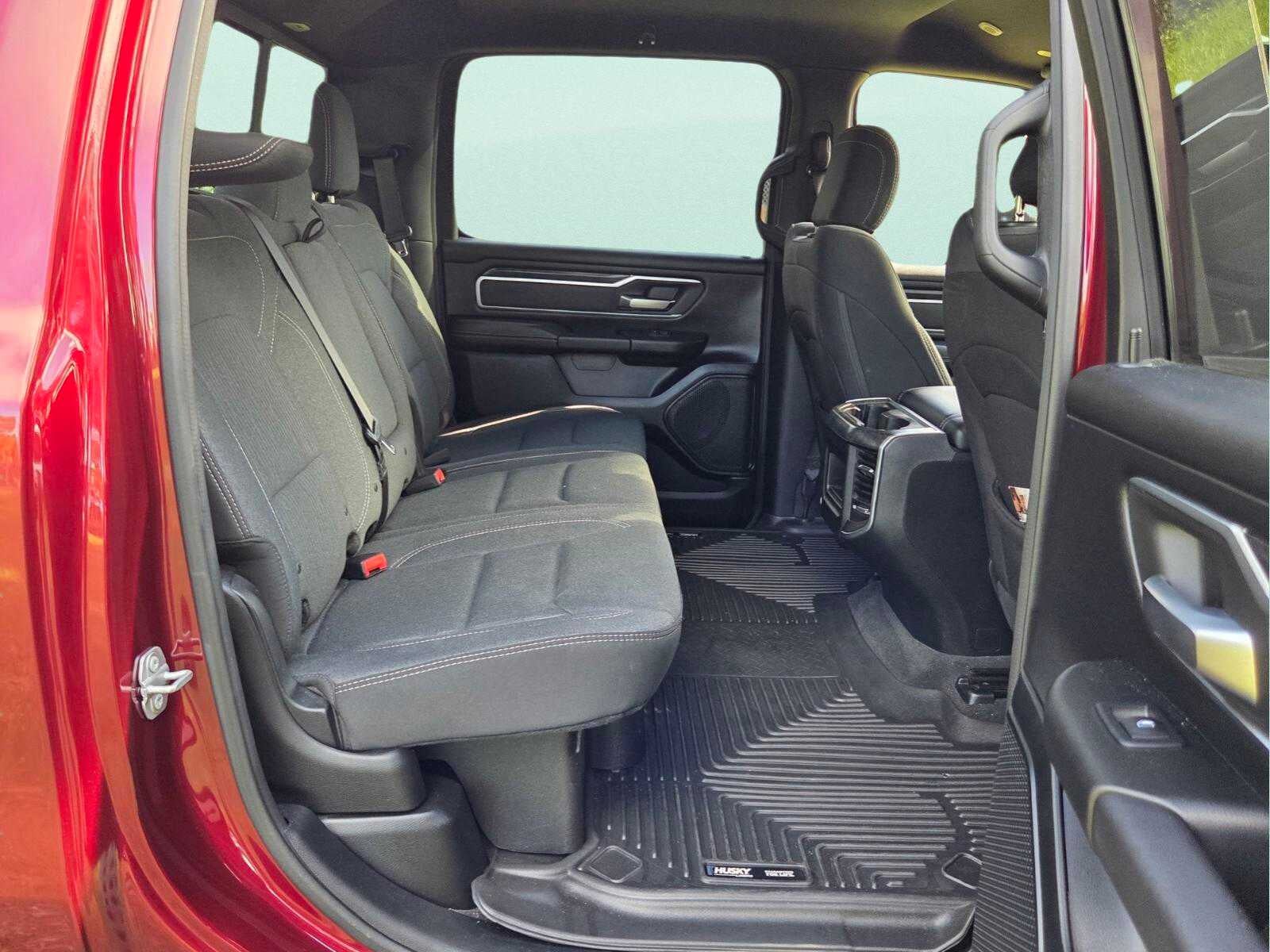 2019 RAM 1500 Big Horn/Lone Star 4x4 Crew Cab 57 Box