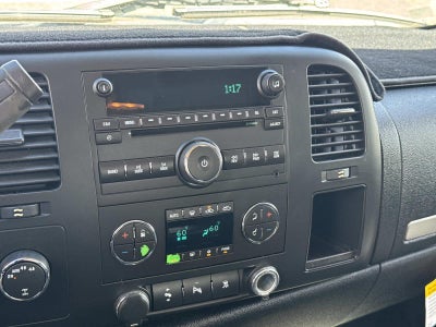 2011 Chevrolet Silverado 1500 4WD Ext Cab 143.5 LT