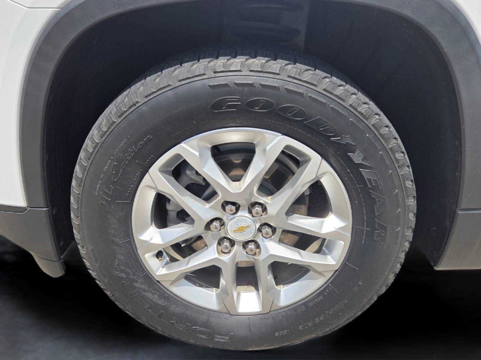 2021 Chevrolet Traverse FWD 4dr LS w/1LS