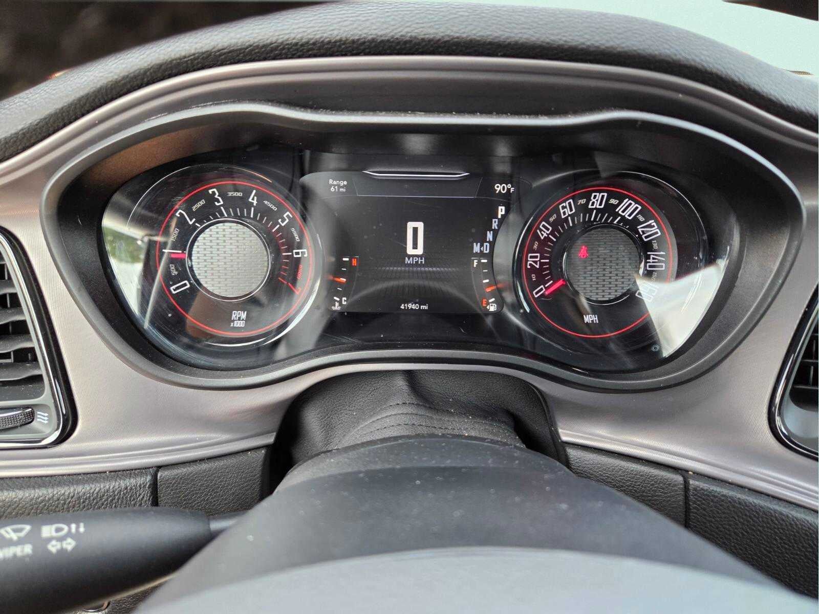 2023 Dodge Challenger SXT RWD