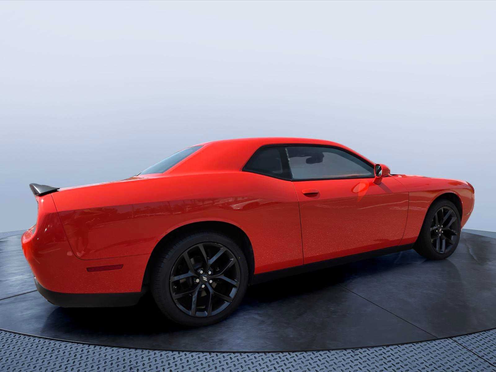 2023 Dodge Challenger SXT RWD