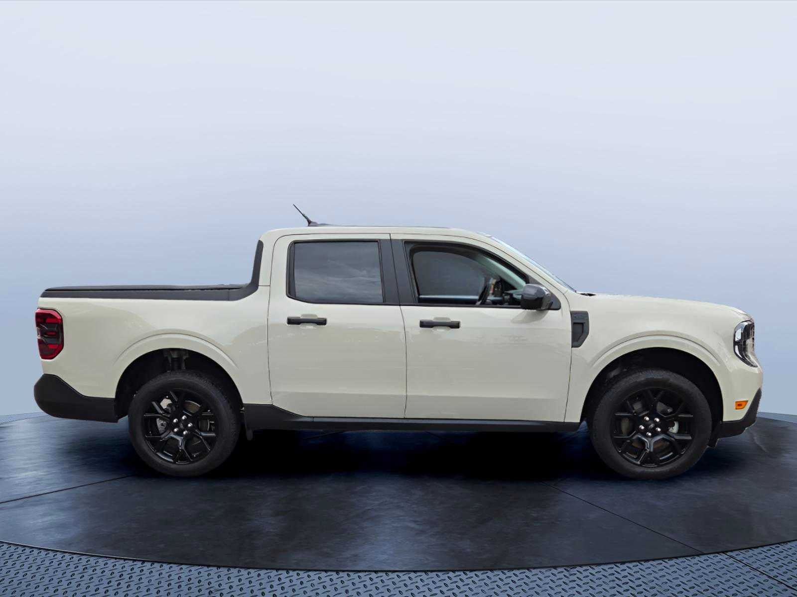 2025 Ford Maverick XLT AWD SuperCrew