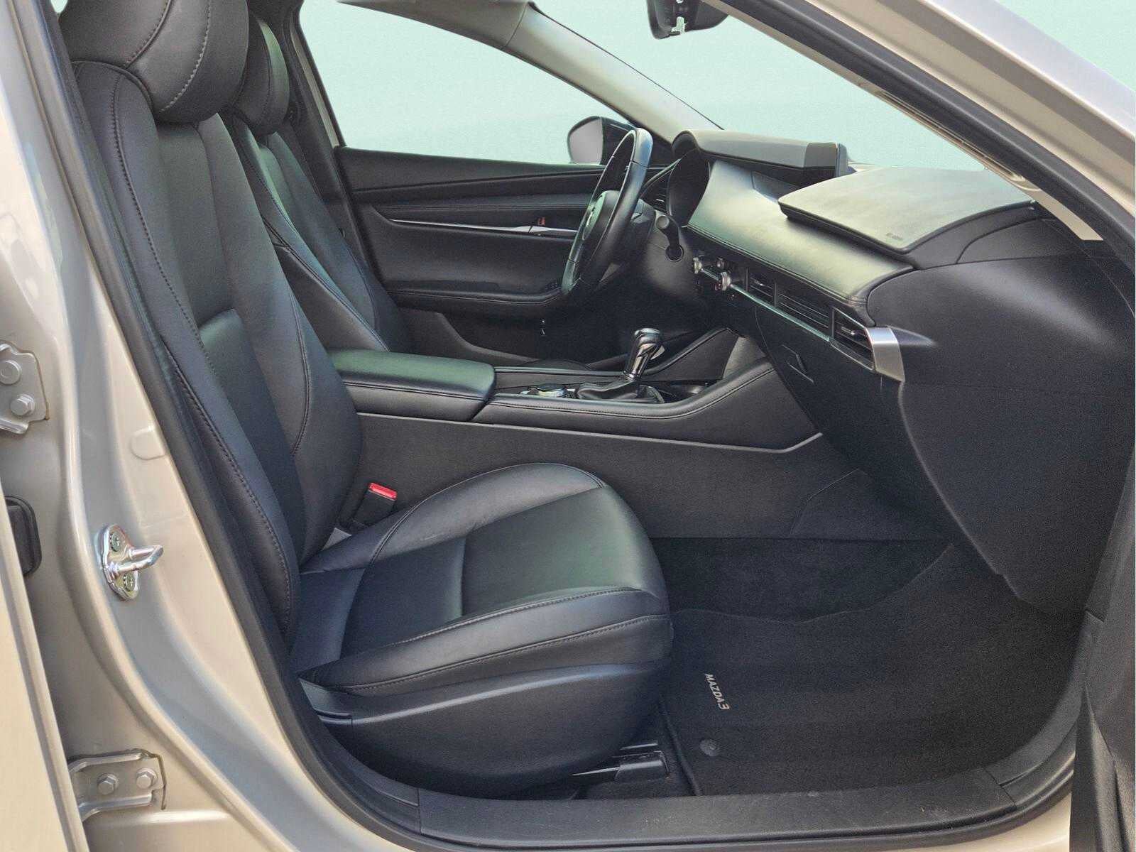 2025 Mazda MAZDA3 2.5 S Select Sport FWD