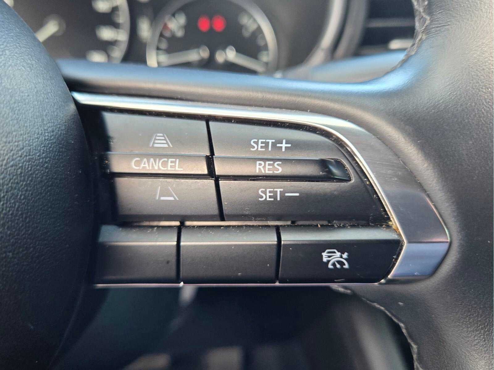 2025 Mazda MAZDA3 2.5 S Select Sport FWD