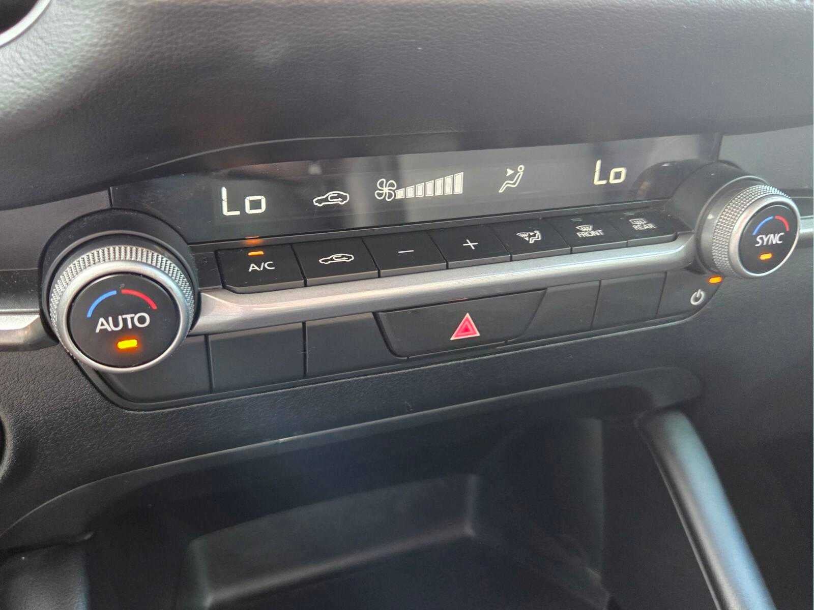 2025 Mazda MAZDA3 2.5 S Select Sport FWD