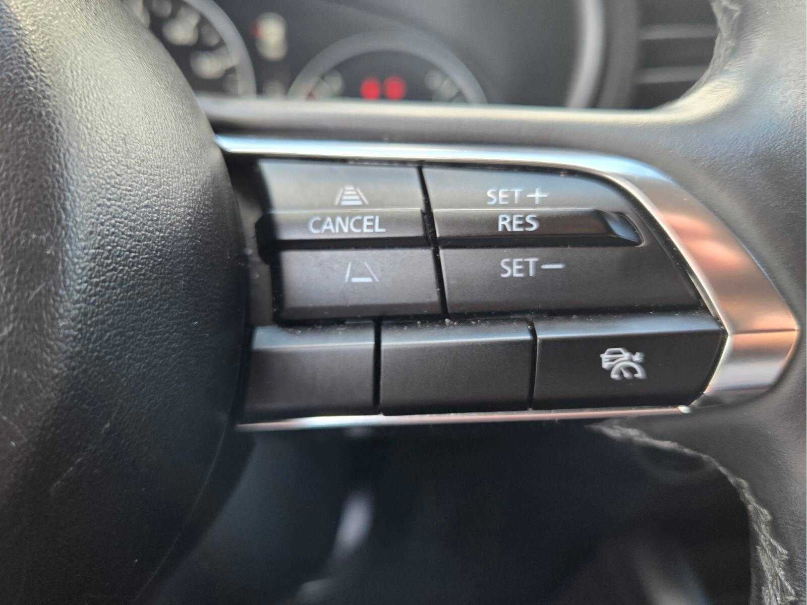 2025 Mazda MAZDA3 2.5 S Select Sport FWD