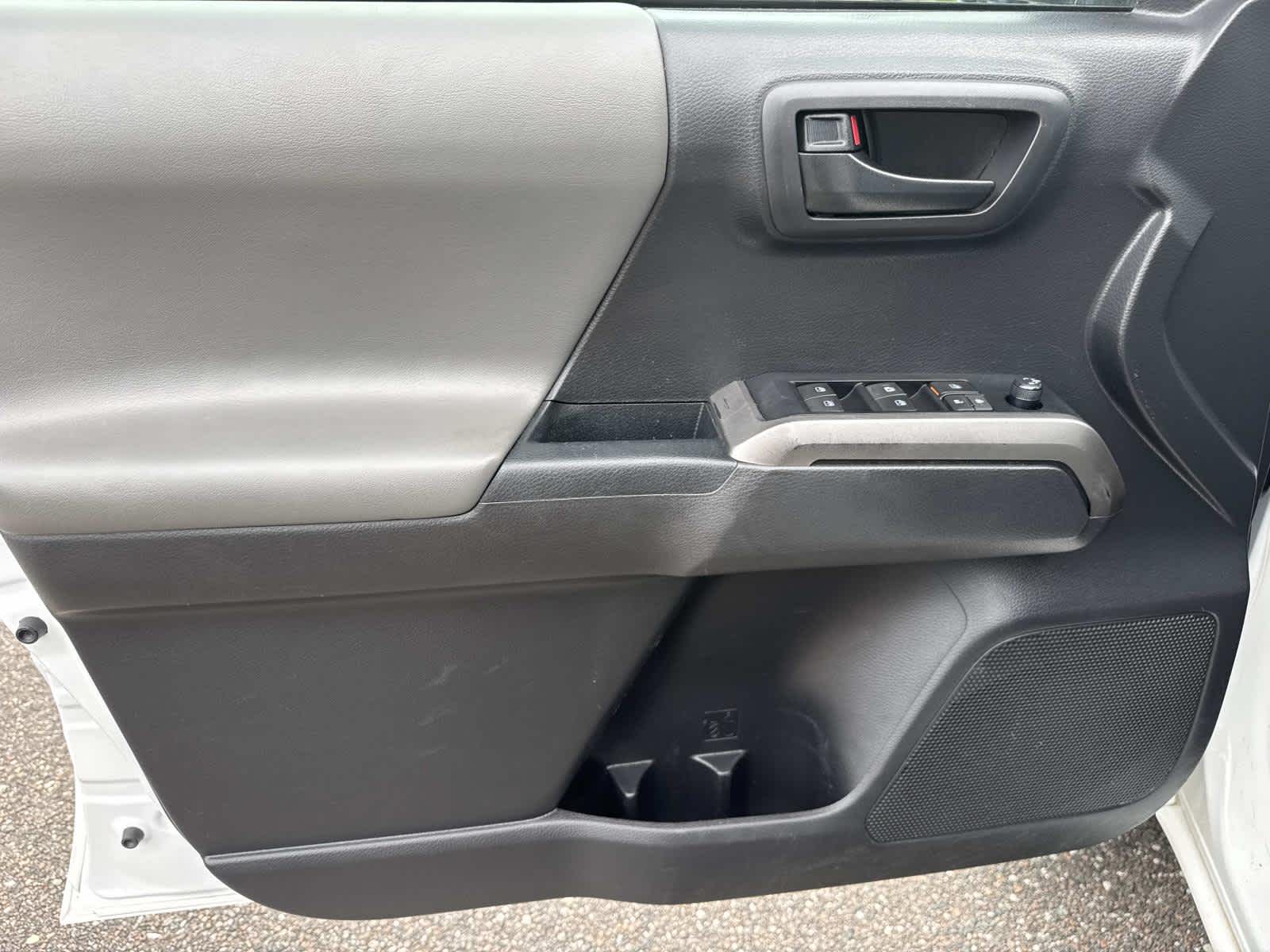 2022 Toyota Tacoma SR5 Double Cab 5 Bed V6 AT