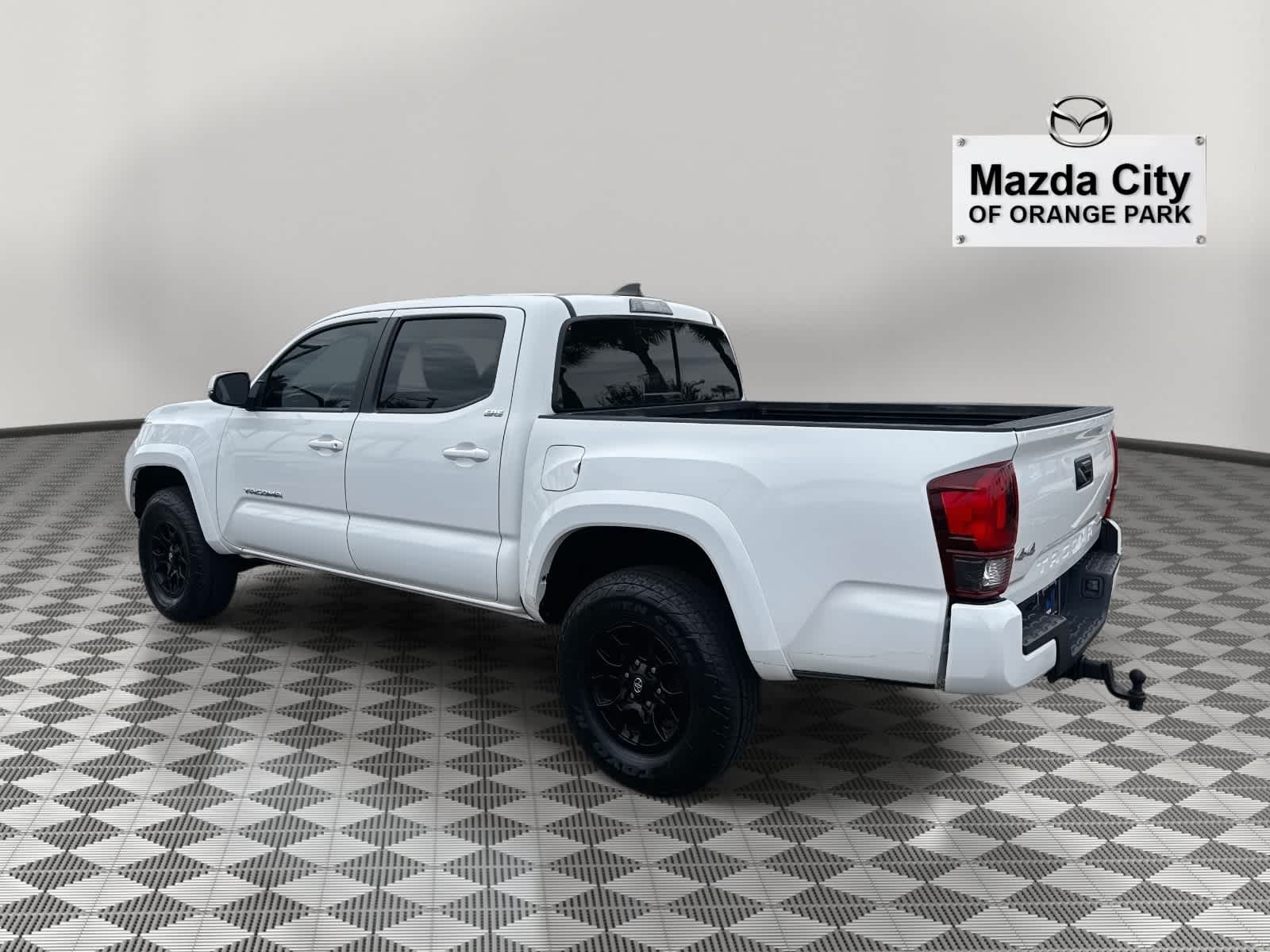 2022 Toyota Tacoma SR5 Double Cab 5 Bed V6 AT