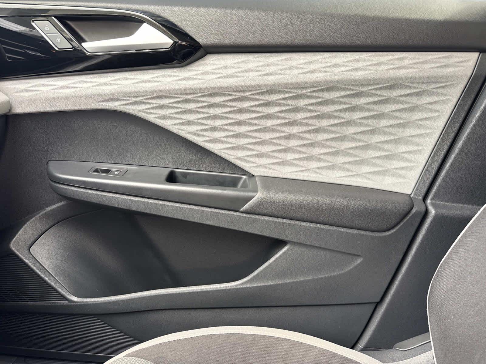 2023 Volkswagen Taos S FWD