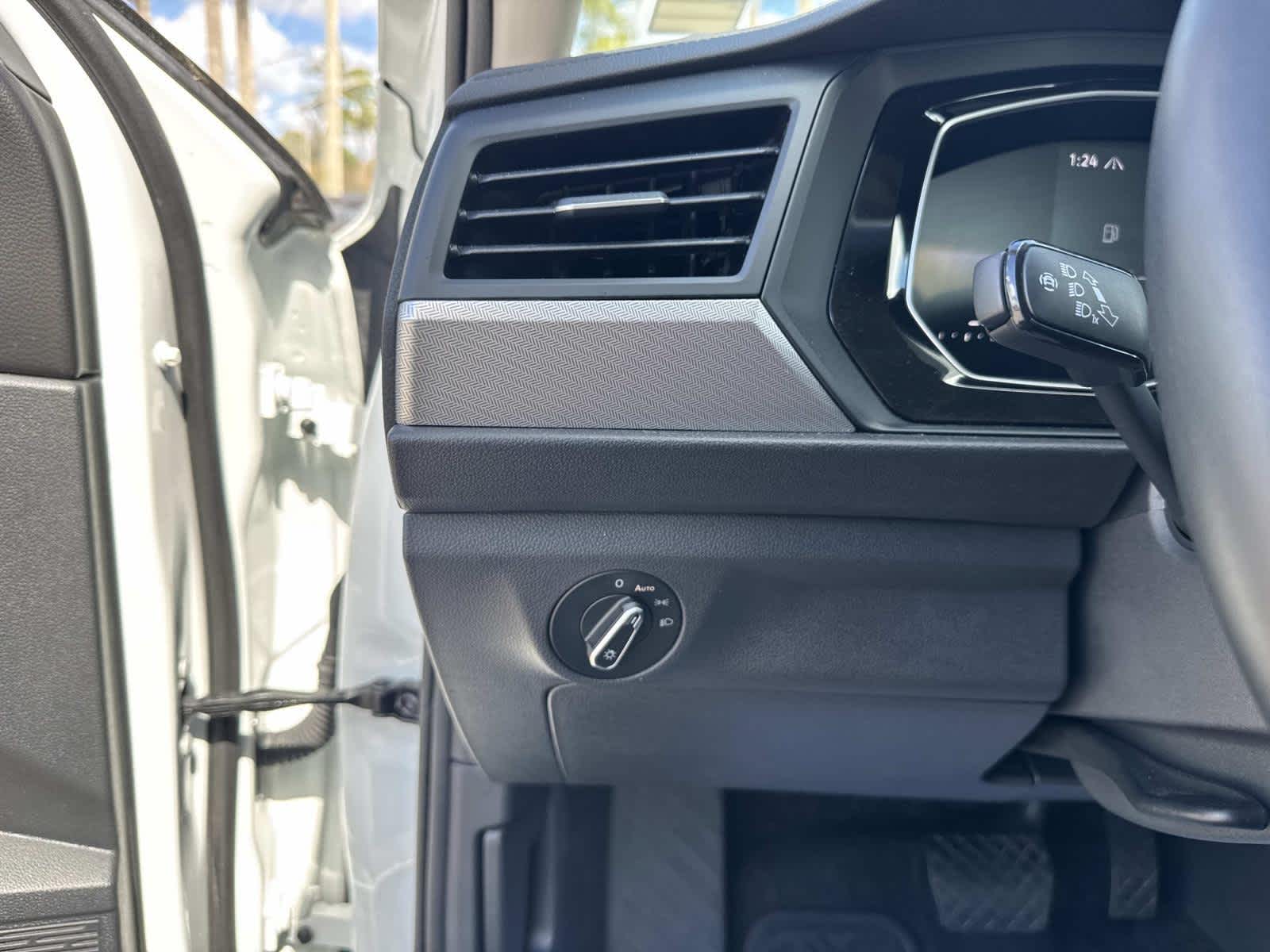 2024 Volkswagen Jetta S Auto