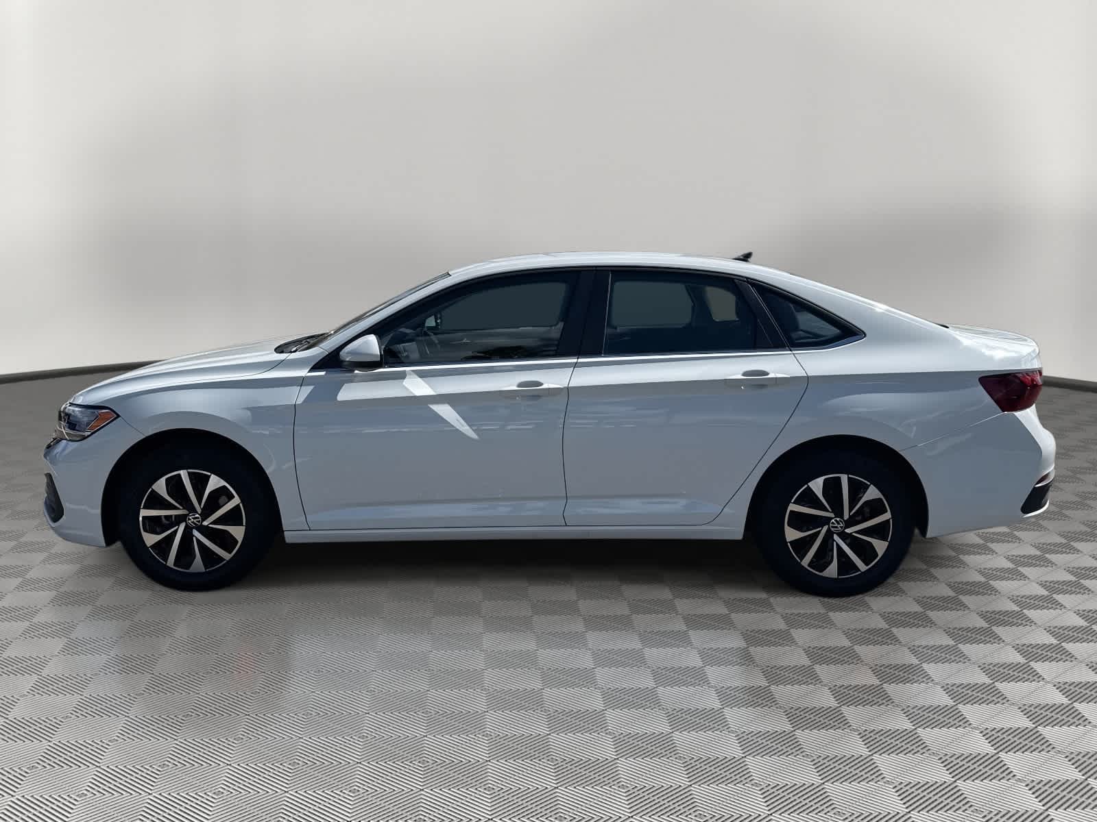 2024 Volkswagen Jetta S Auto