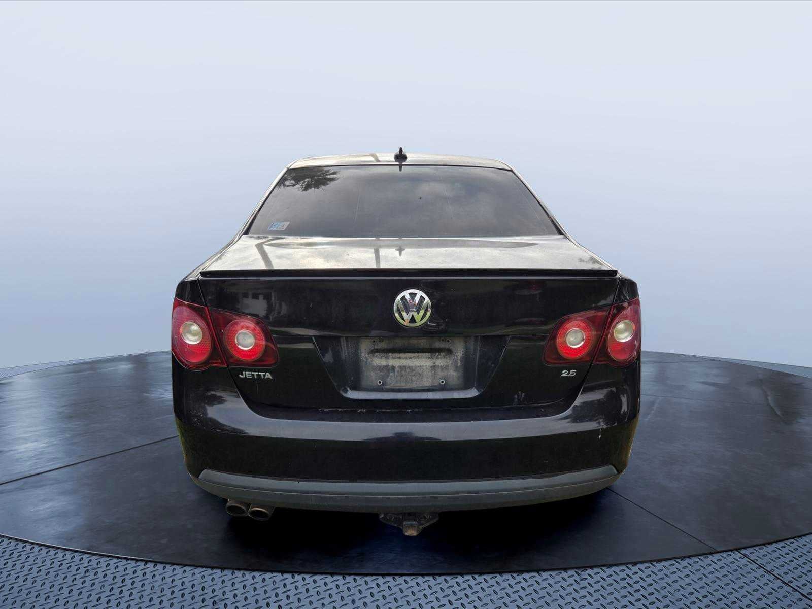 2010 Volkswagen Jetta 4dr Auto Limited