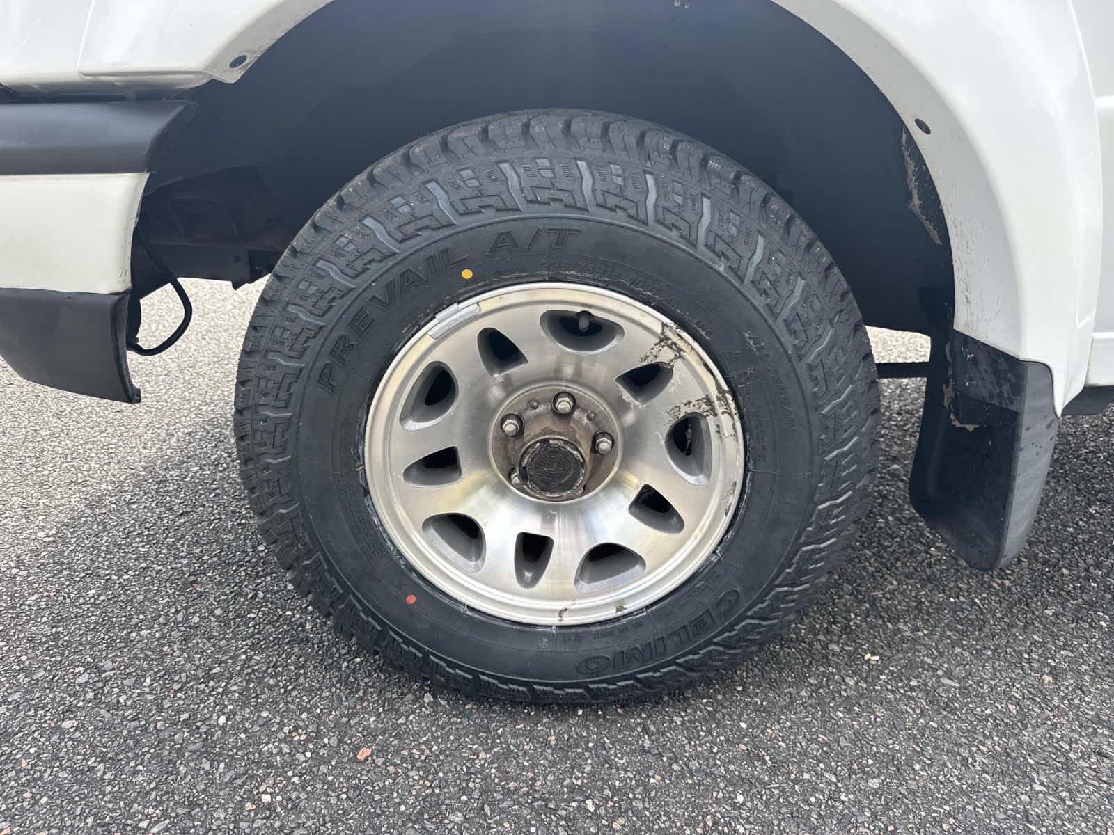 2002 Mazda Mazda B-Series 2WD DS