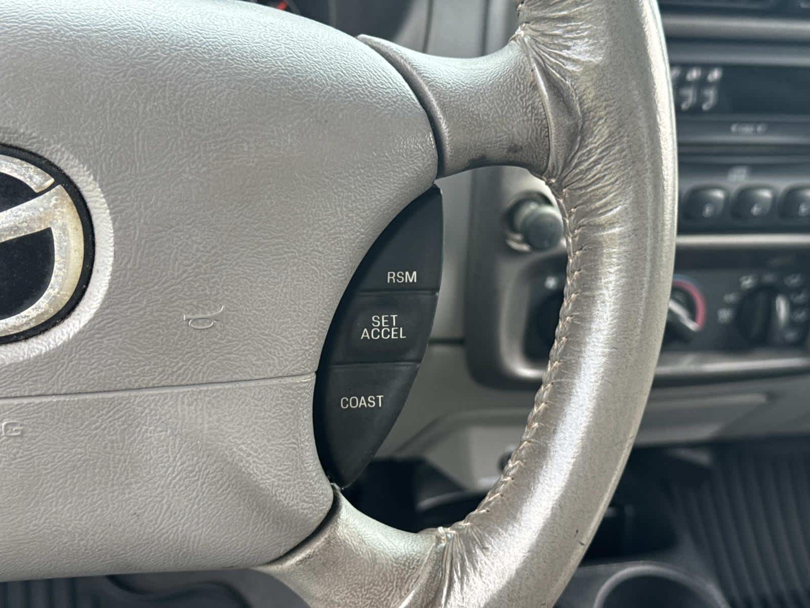 2002 Mazda Mazda B-Series 2WD DS