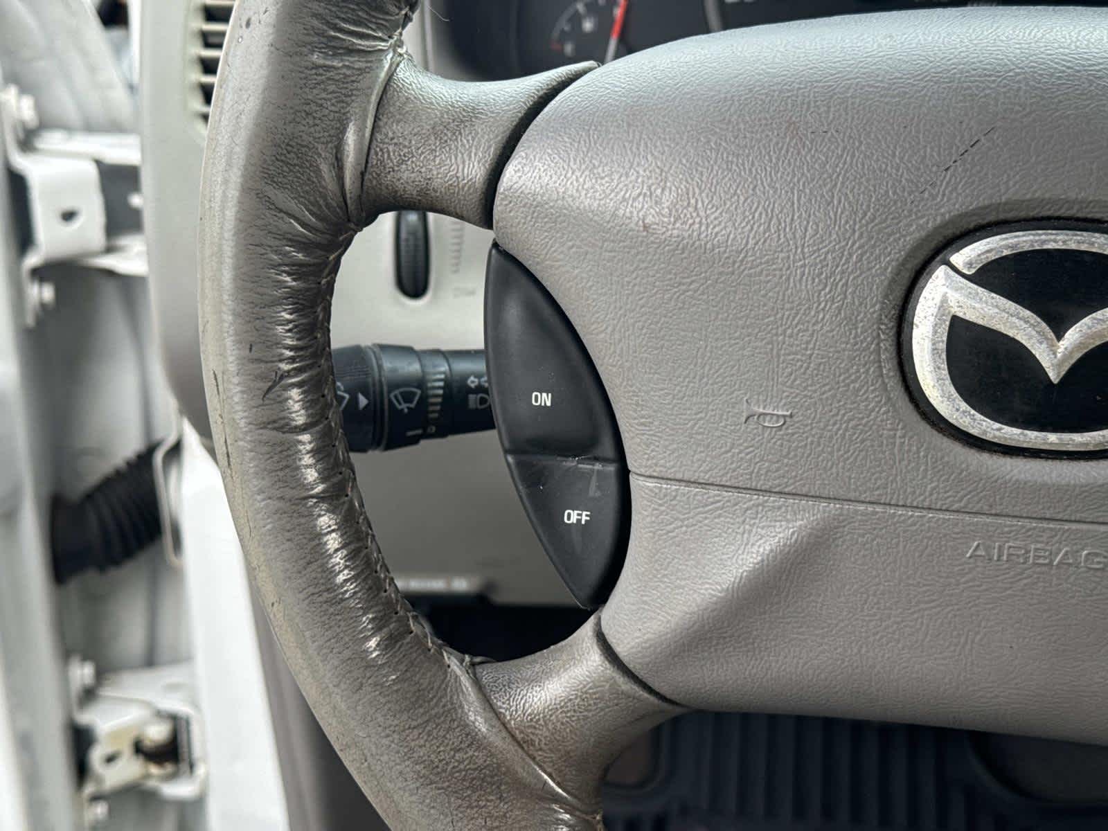 2002 Mazda Mazda B-Series 2WD DS