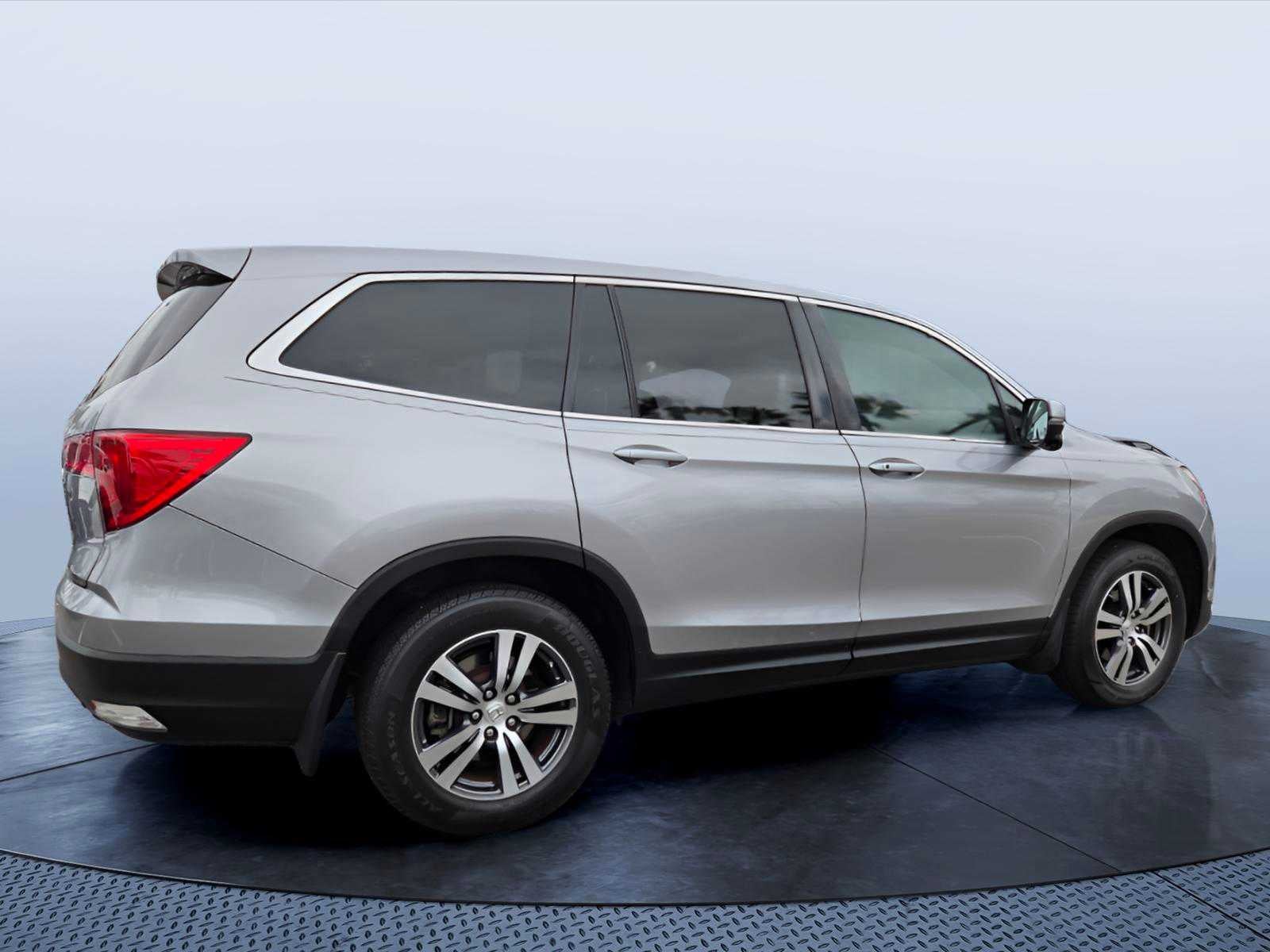 2017 Honda Pilot EX 2WD