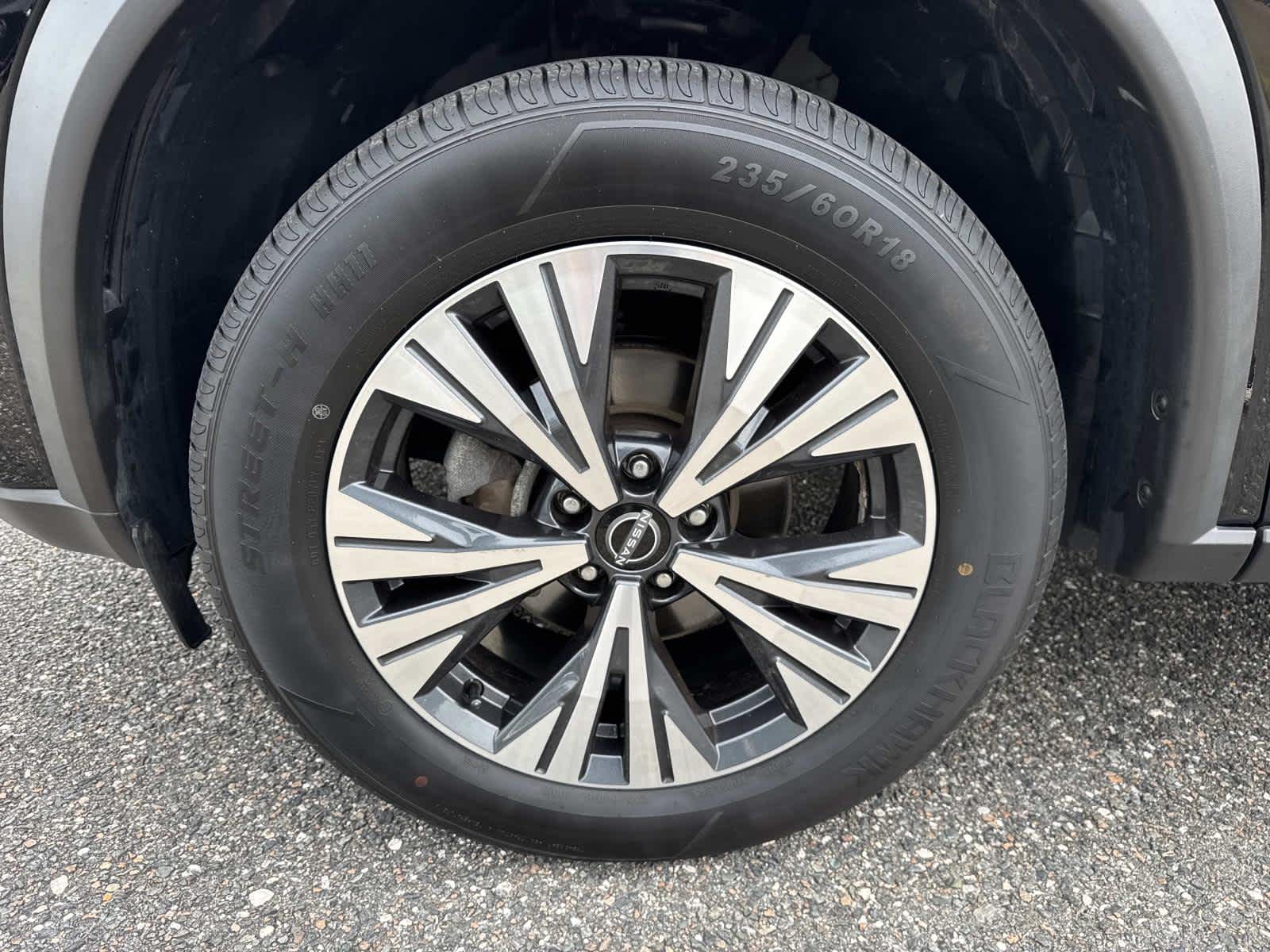 2023 Nissan Rogue AWD SV