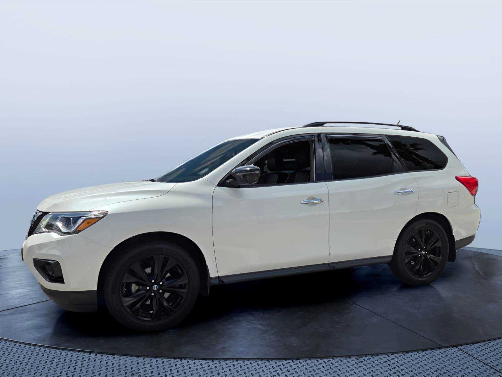 2018 Nissan Pathfinder 4x4 SL