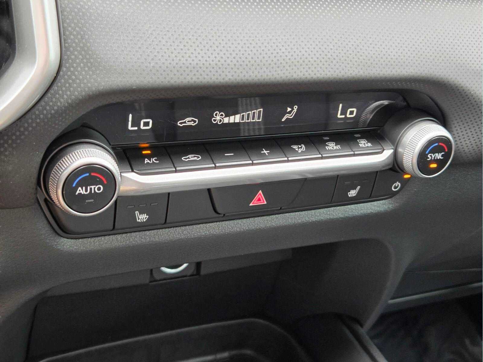 2025 Mazda Mazda CX-50 Hybrid Preferred Package AWD