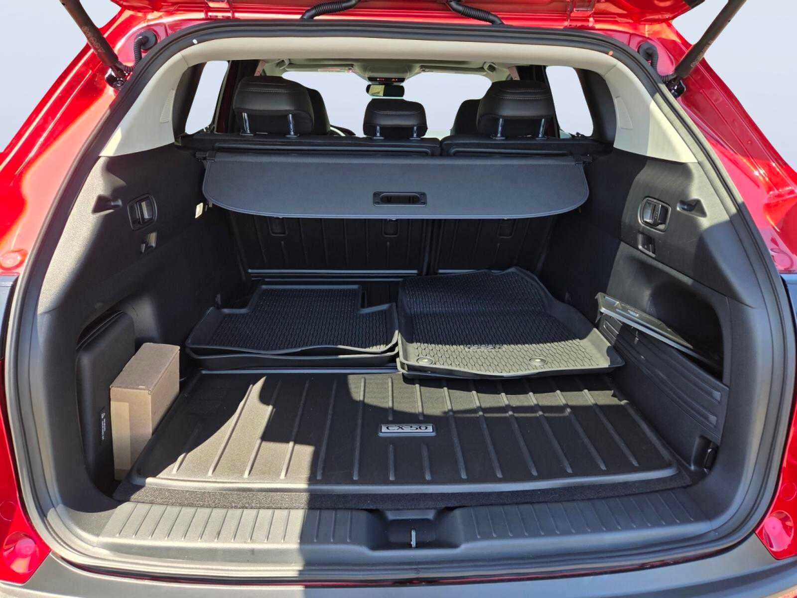 2026 Mazda Mazda CX-50 Hybrid Premium AWD