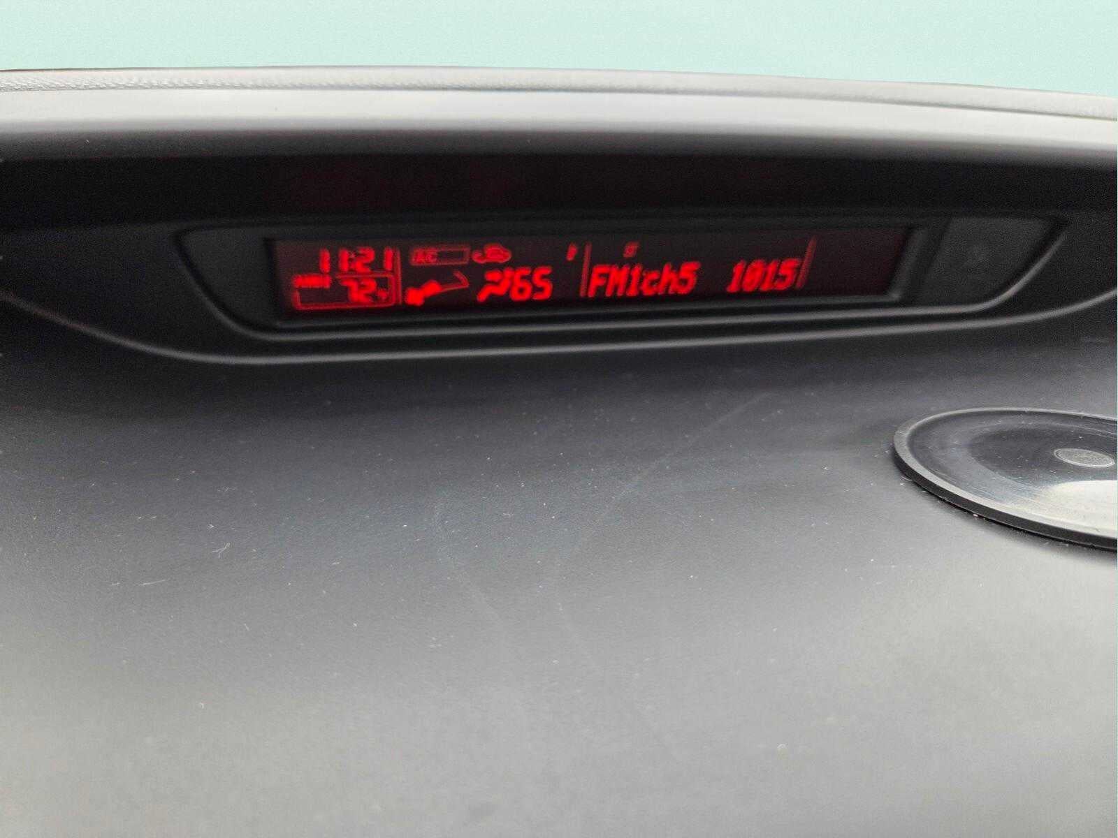 2012 Mazda MAZDA5 4dr Wgn Auto Sport