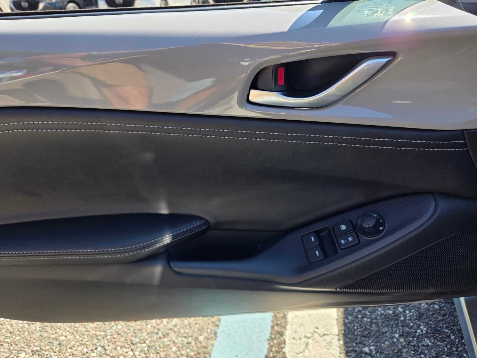 2026 Mazda Mazda MX-5 Miata Club