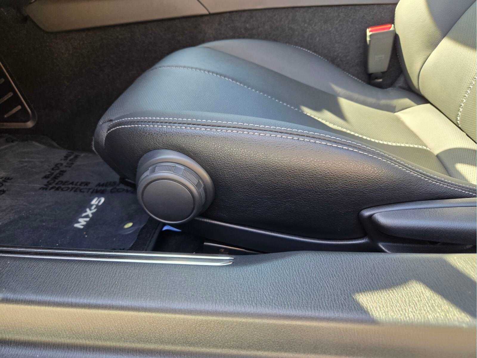 2026 Mazda Mazda MX-5 Miata Grand Touring