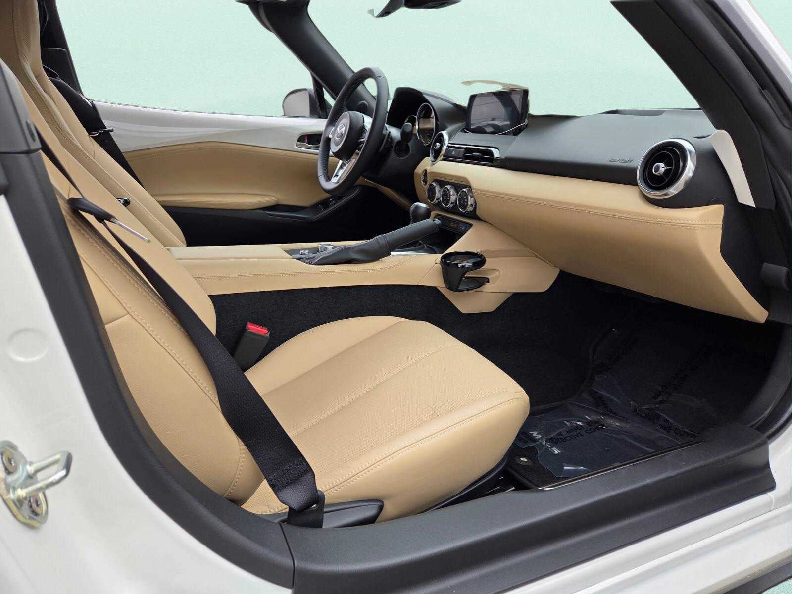 2026 Mazda Mazda MX-5 Miata RF Grand Touring