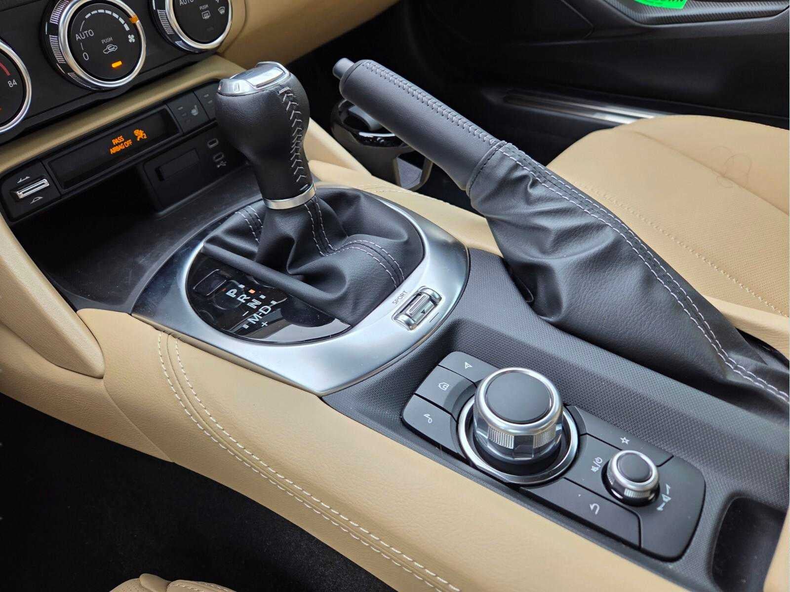 2026 Mazda Mazda MX-5 Miata RF Grand Touring