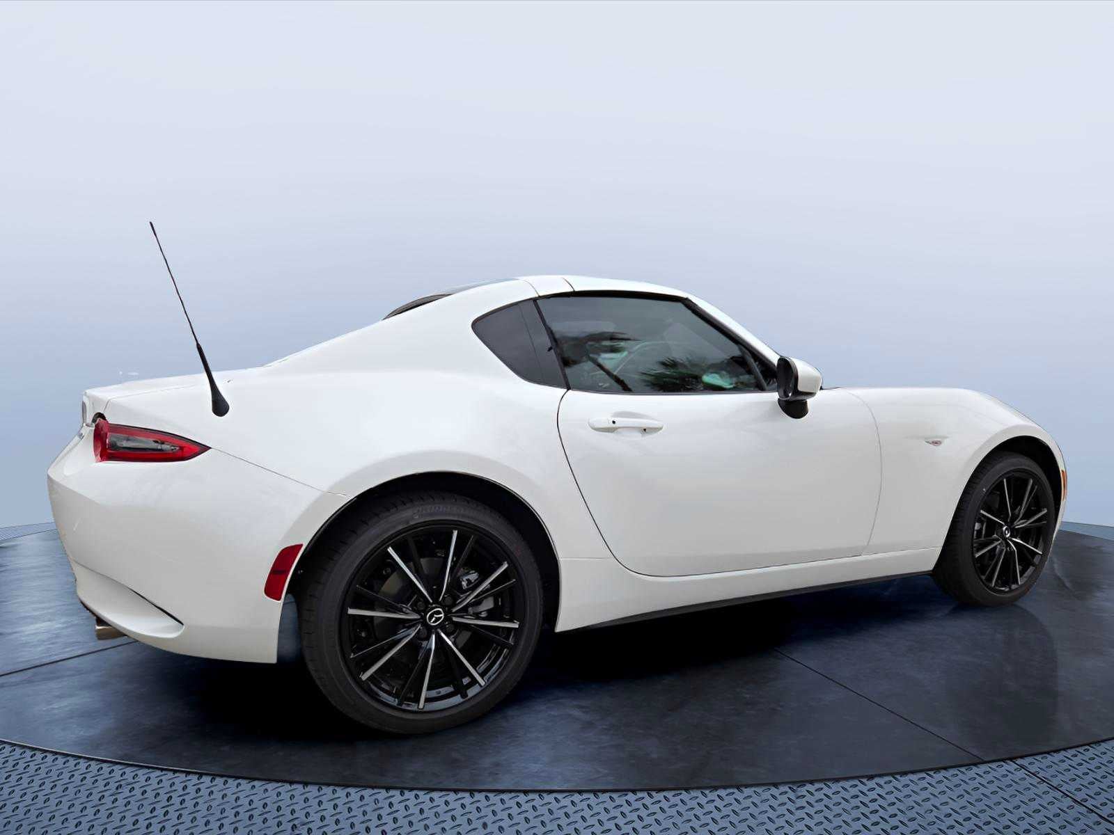 2026 Mazda Mazda MX-5 Miata RF Grand Touring
