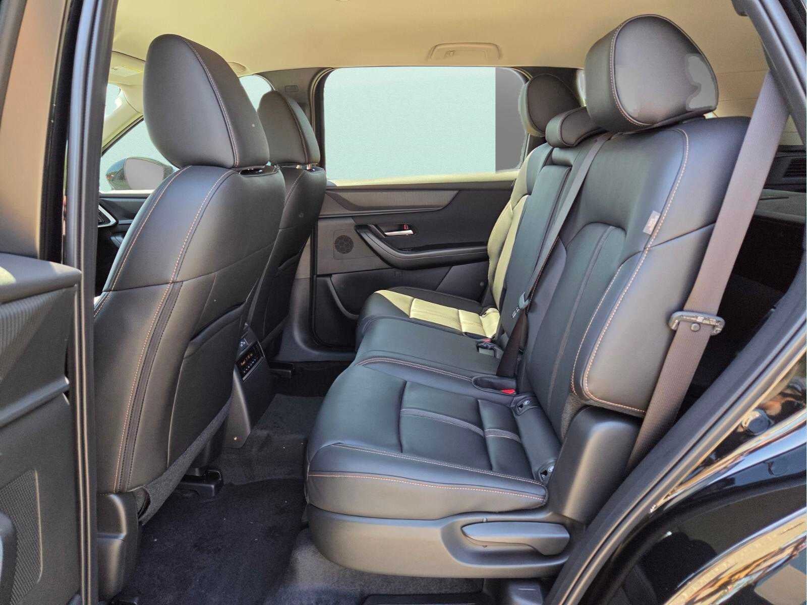 2026 Mazda Mazda CX-70 Plug-In Hybrid SC AWD