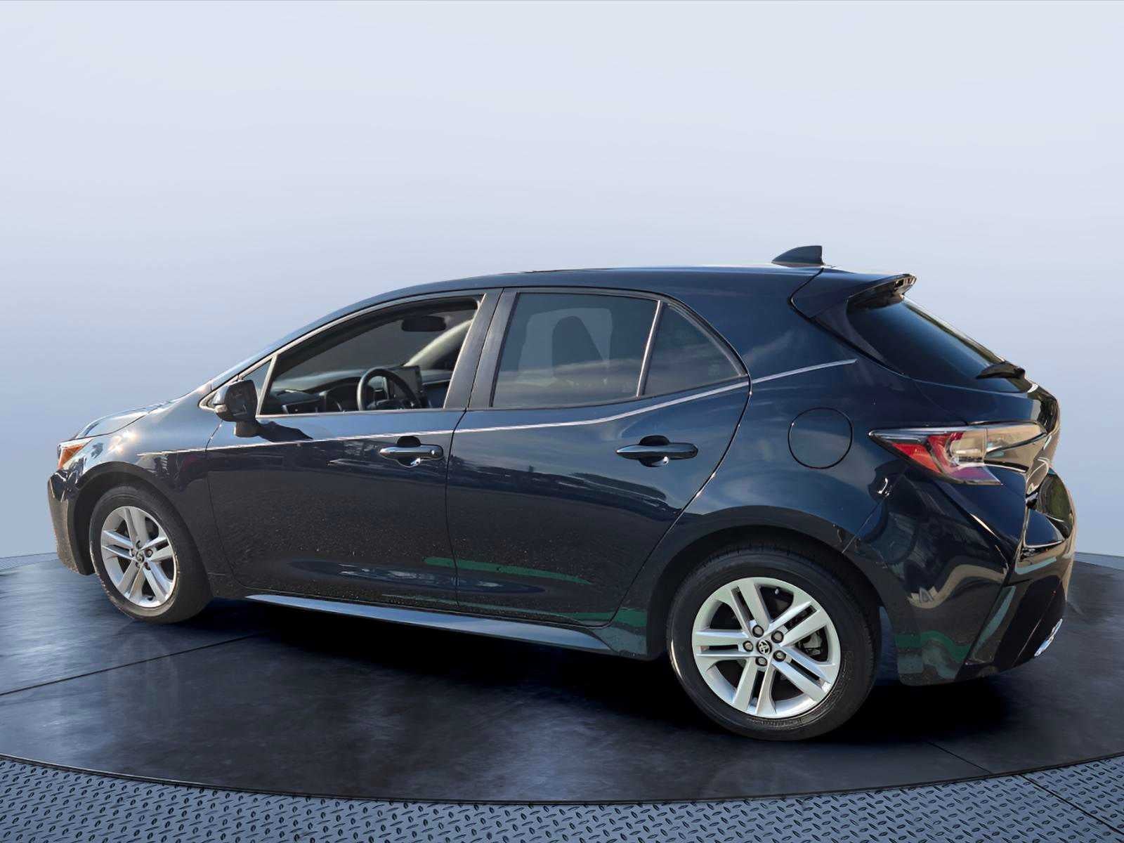 2020 Toyota Corolla Hatchback SE CVT