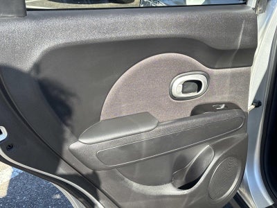 2018 Kia Soul + Auto