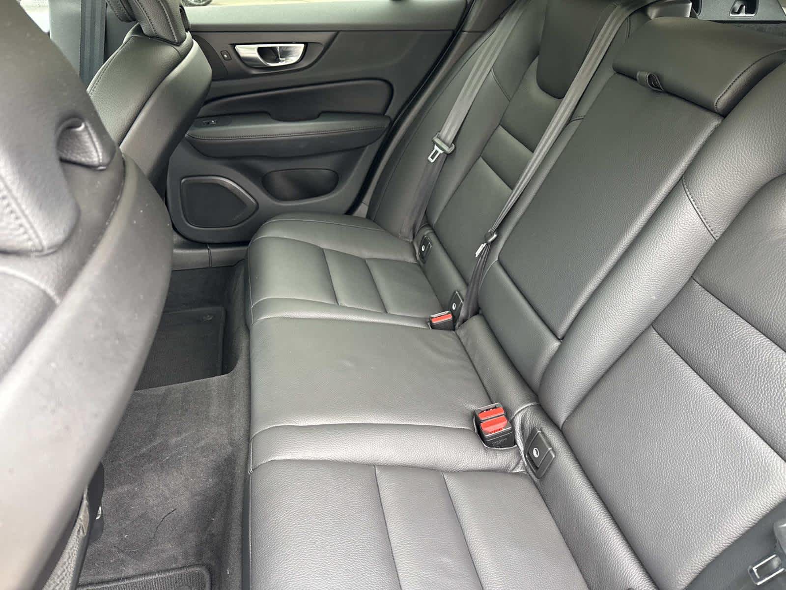 2023 Volvo V60 Cross Country B5 AWD Plus