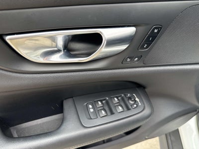 2023 Volvo V60 Cross Country B5 AWD Plus