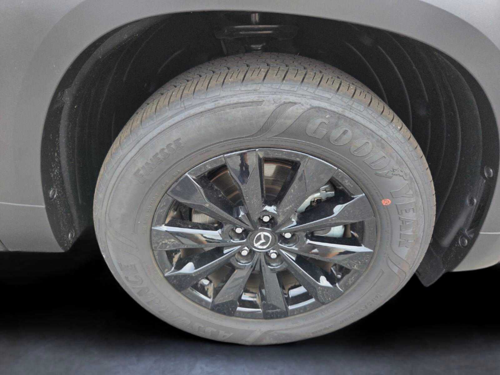 2025 Mazda Mazda CX-50 2.5 S Preferred Package