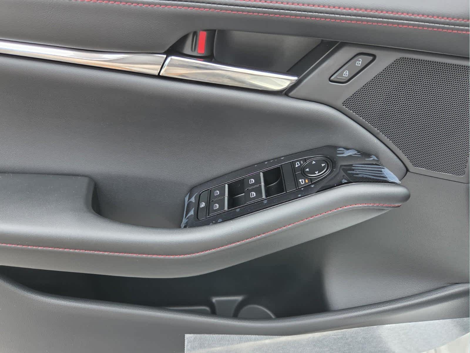 2026 Mazda Mazda3 Hatchback 2.5 S Carbon Edition AWD