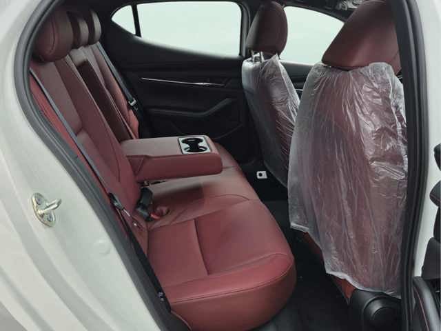 2026 Mazda Mazda3 Hatchback 2.5 S Carbon Edition AWD