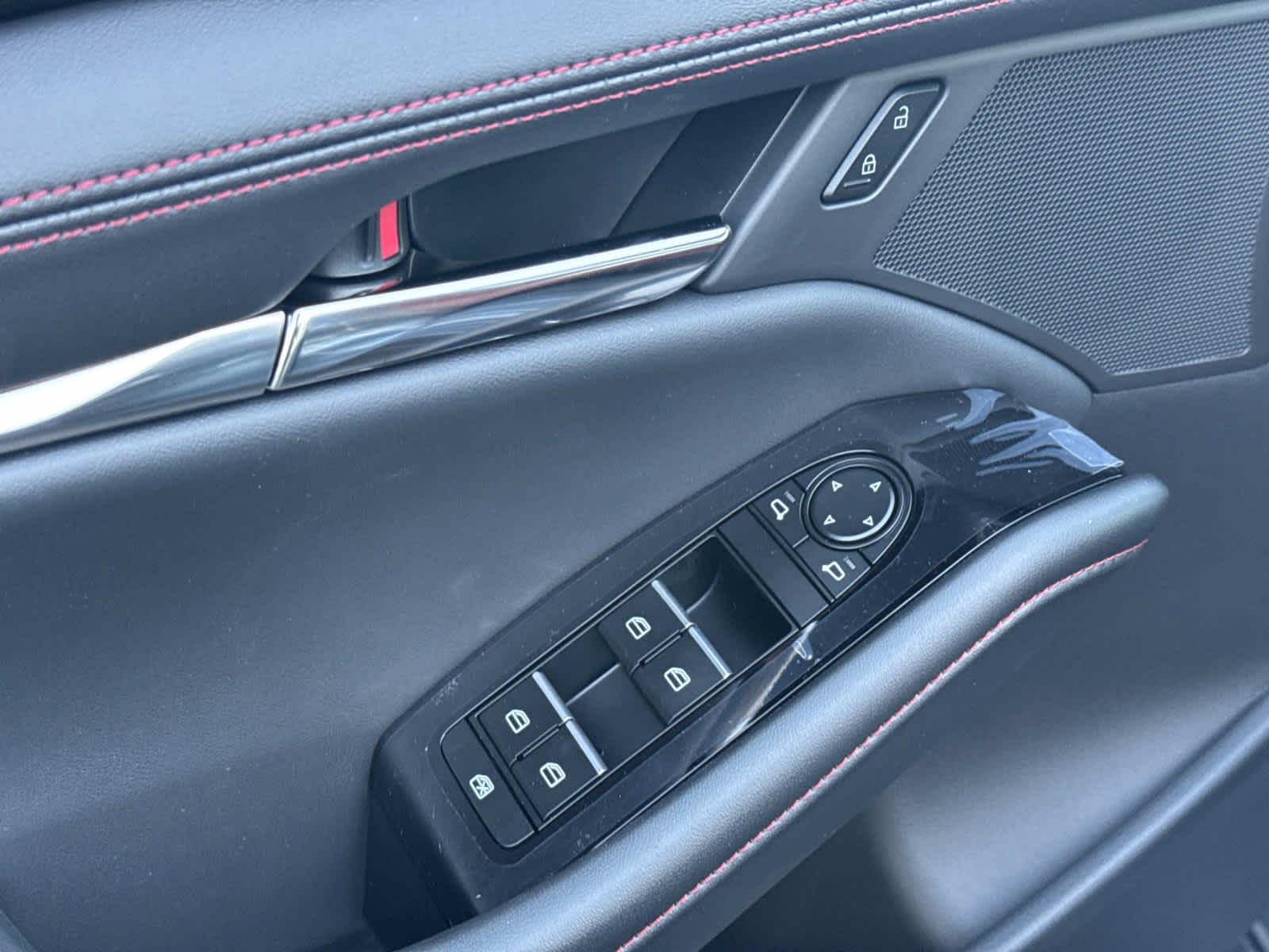 2026 Mazda Mazda3 Hatchback 2.5 S Carbon Edition AWD