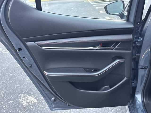 2026 Mazda Mazda3 Hatchback 2.5 S Carbon Edition AWD