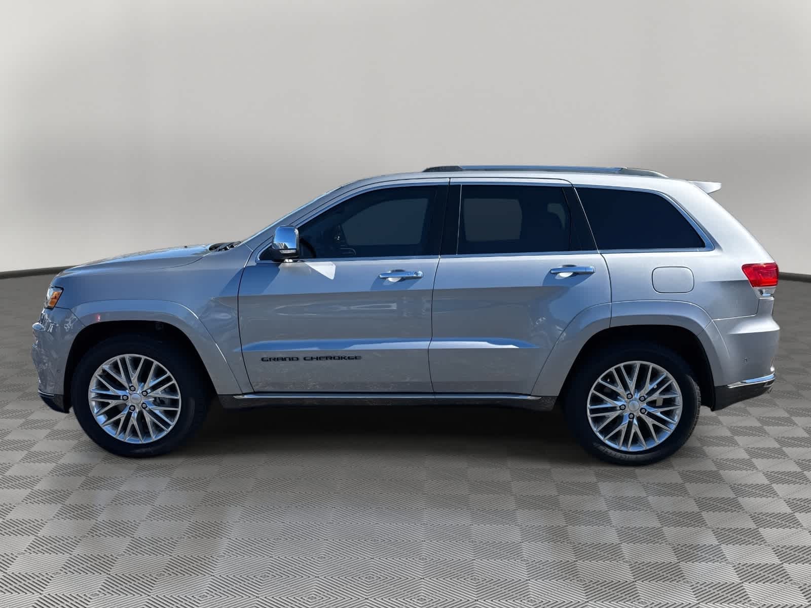 2018 Jeep Grand Cherokee Summit