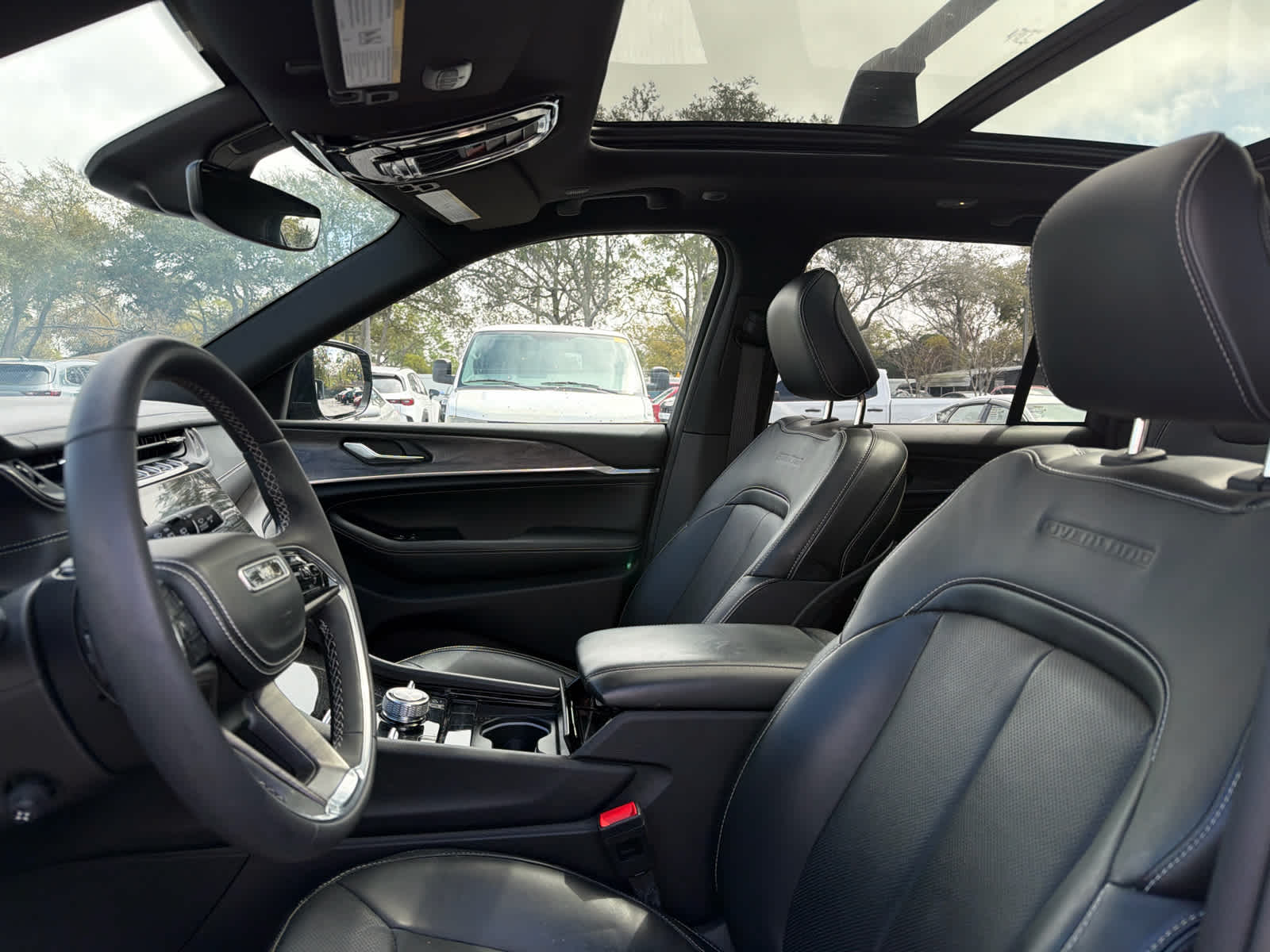 2023 Jeep Grand Cherokee Overland