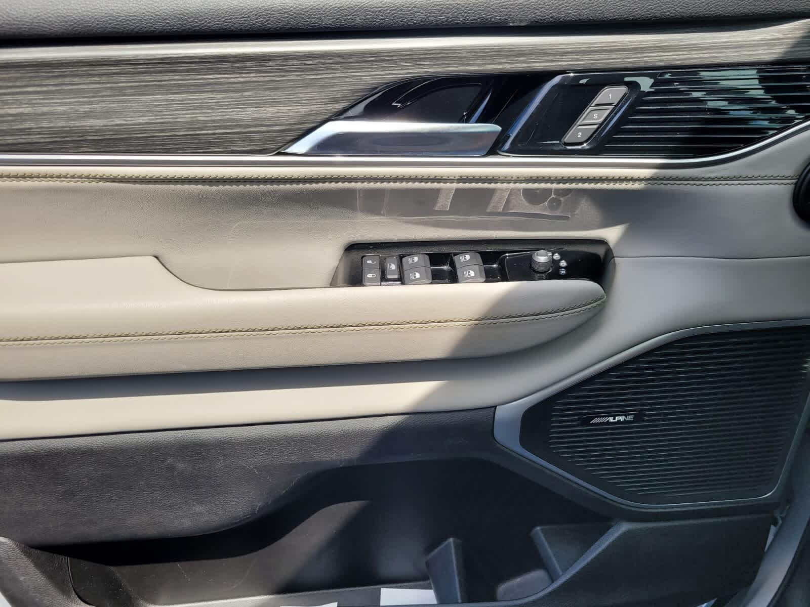 2023 Jeep Wagoneer L Series II