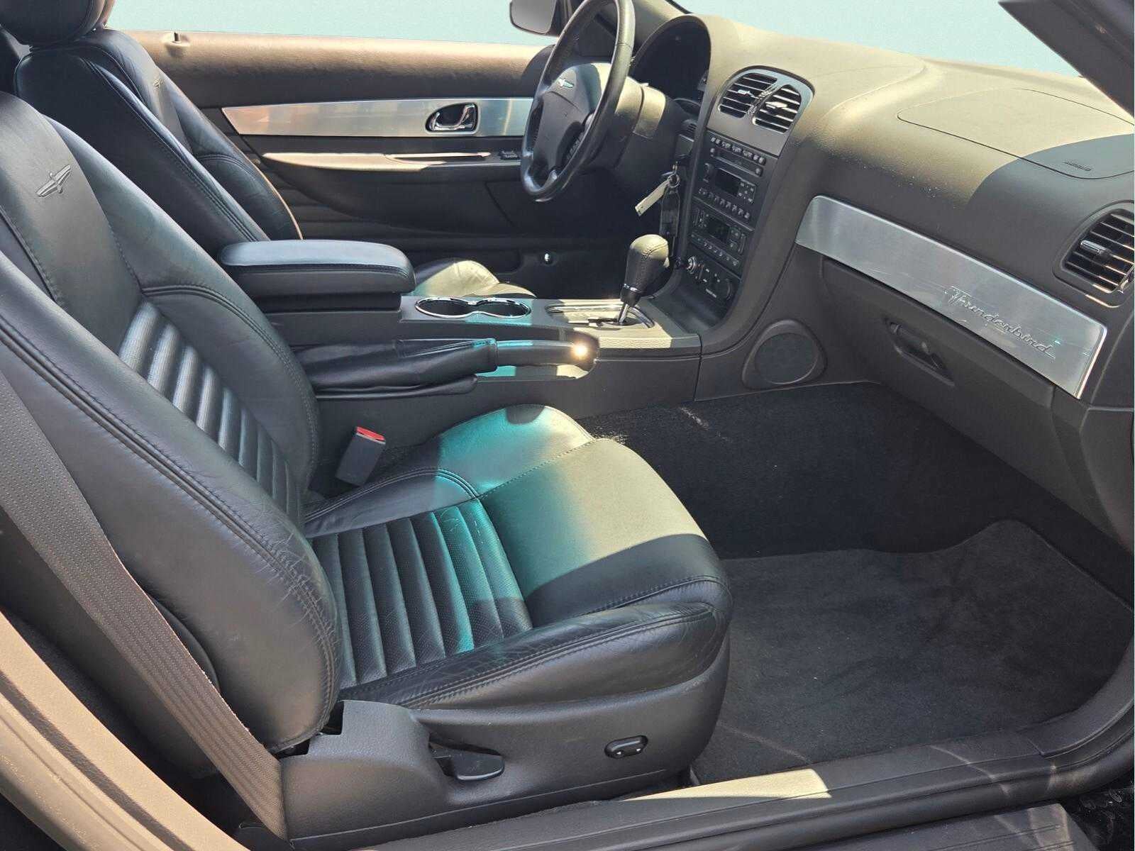 2002 Ford Thunderbird Deluxe