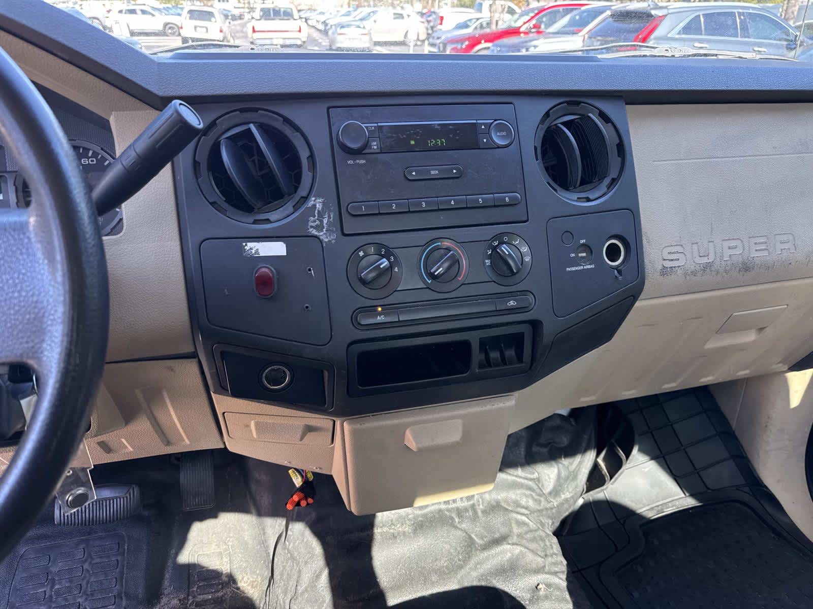 2008 Ford Super Duty F-350 SRW XL