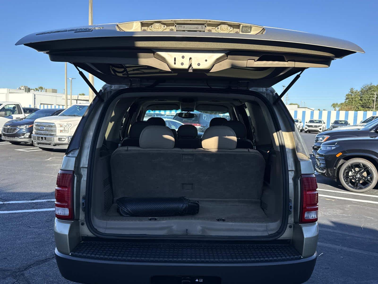 2003 Ford Explorer XLT