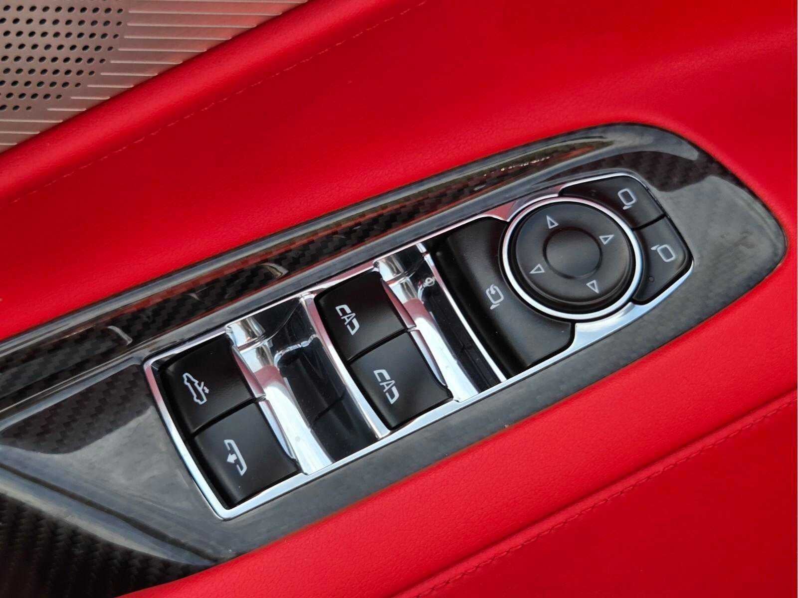 2023 Chevrolet Corvette 2LT