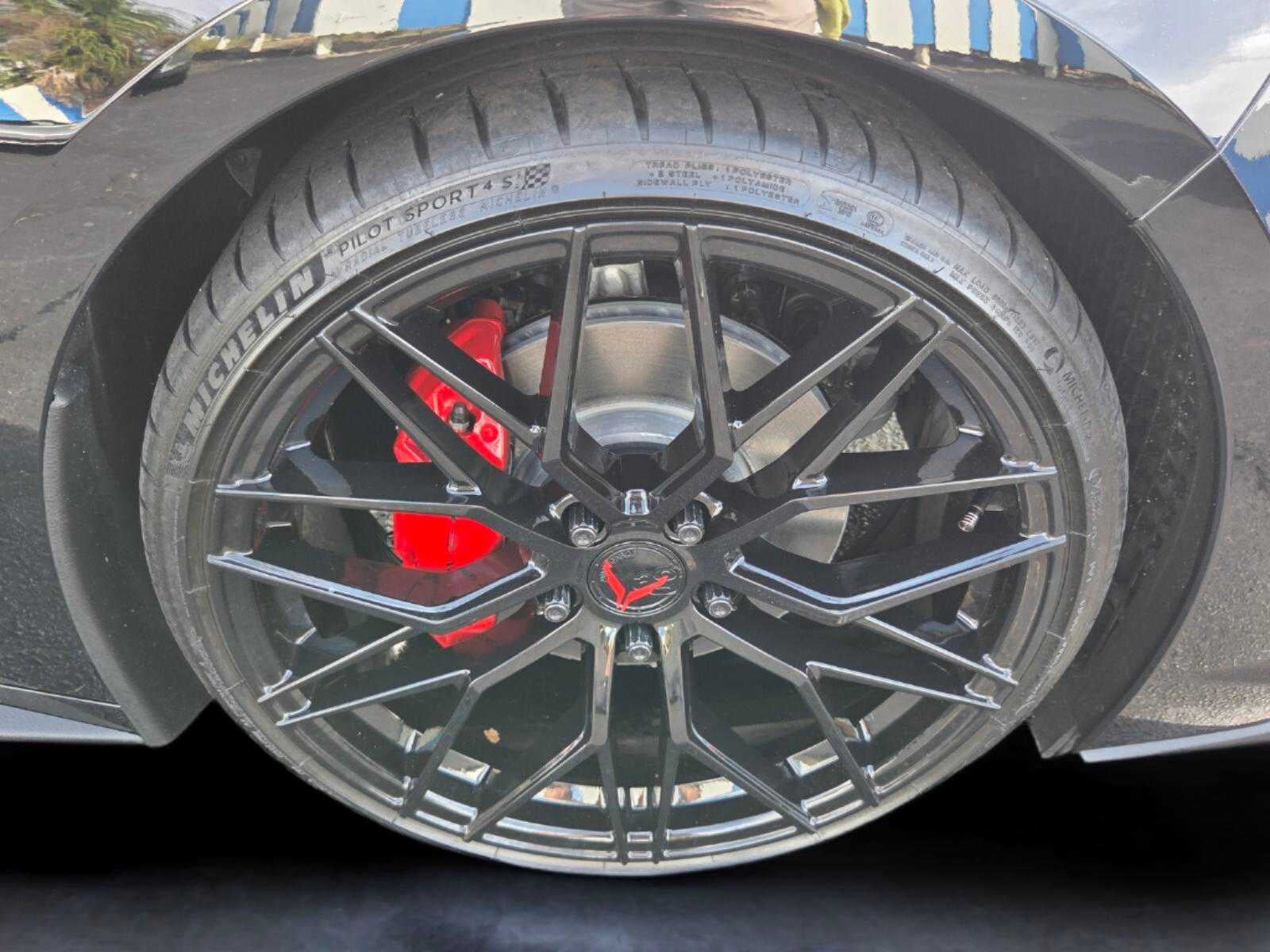2023 Chevrolet Corvette 2LT